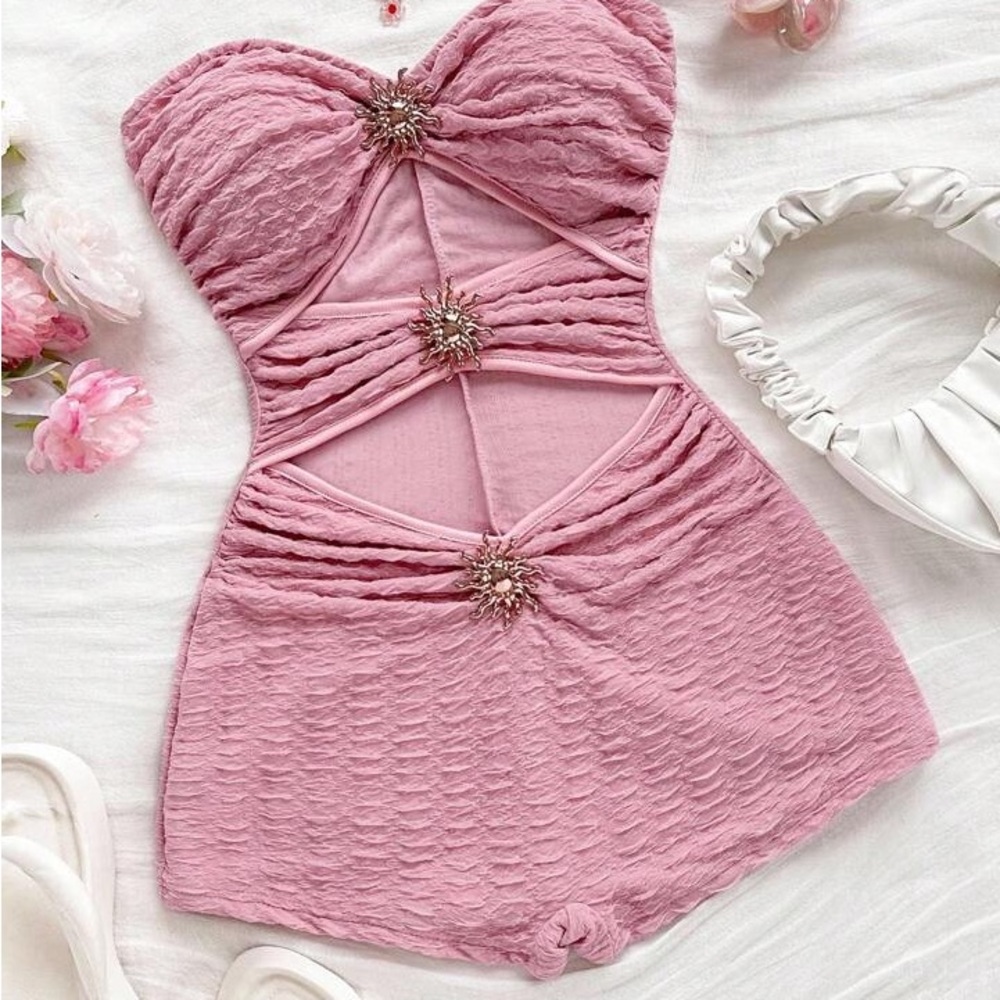SHEIN Pink Textured Strapless Romper